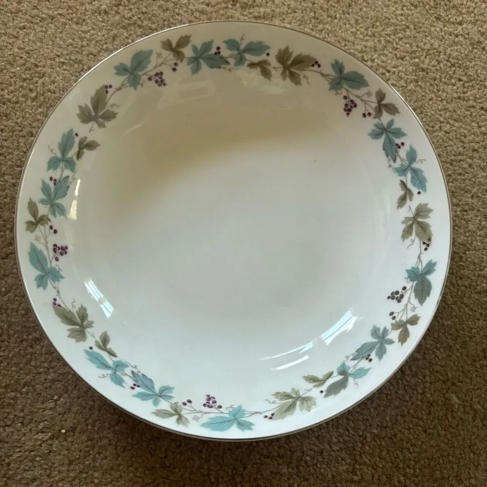 Vintage Fine China Round Vegetable/Salad Bowl #6701 Japan